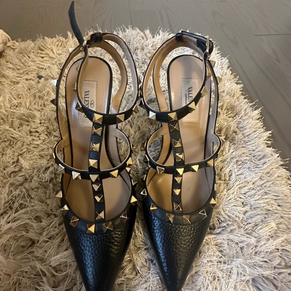 Valentino shoes ❤️  Authentic!!! - Picture 7 of 16